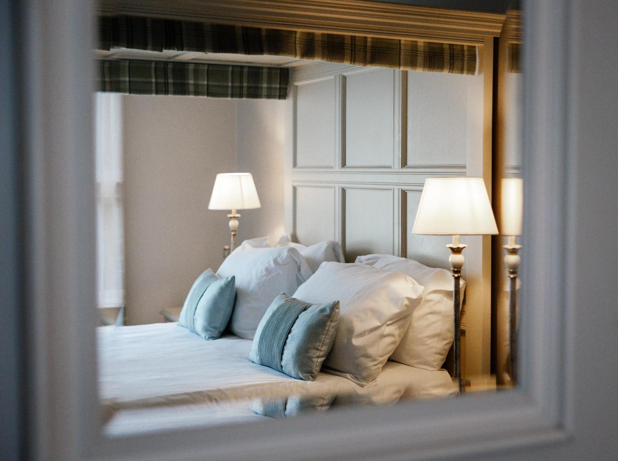 Conyngham Arms Hotel Слейн Экстерьер фото