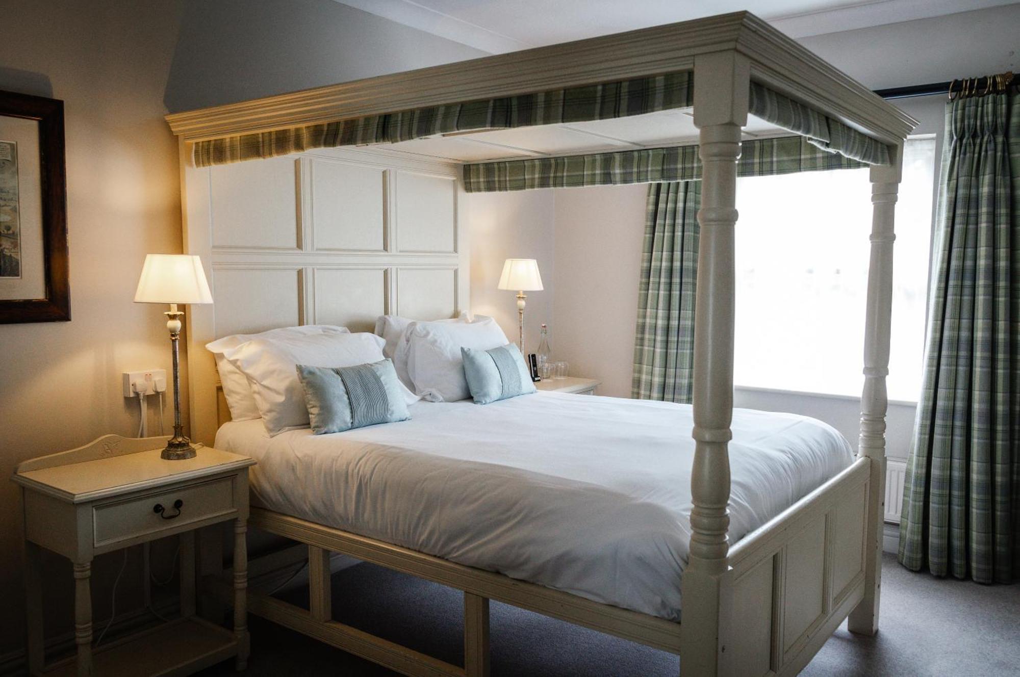 Conyngham Arms Hotel Слейн Экстерьер фото